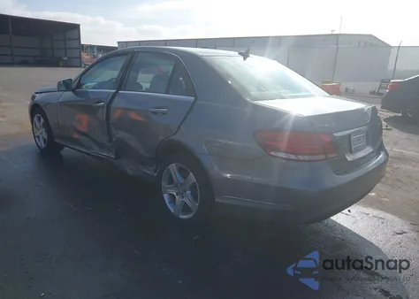 2015 Mercedes-Benz E 350 4Matic z USA, uszkodzony, nr VIN WDDHF8JB0FB154064